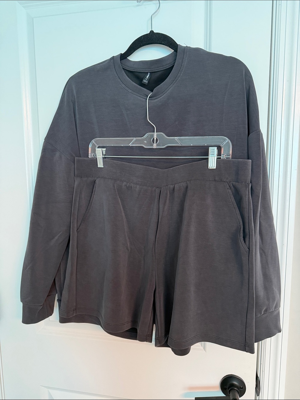 Women’s Pullover & Shorts Set - Charcoal